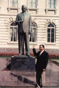 Statue de Maurice Dupelssis